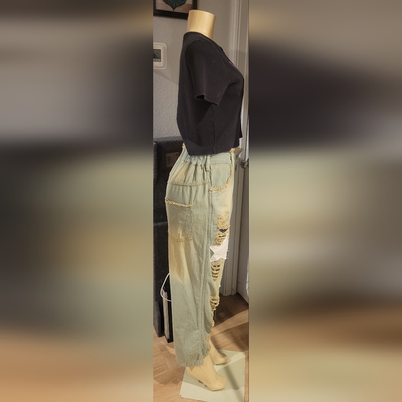 Vintage Wash Distressed Star Jeans from Paper Lace SZ M - Picture 3 of 6